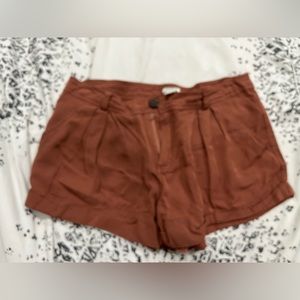 Forever 21 shorts 🌺